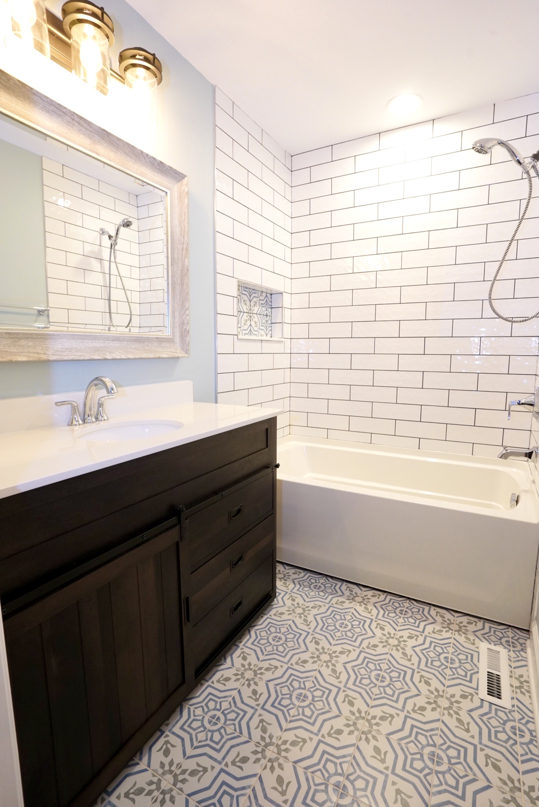Bathroom Remodeling in Mount Prospect on Euclid Ave by Local Contractor